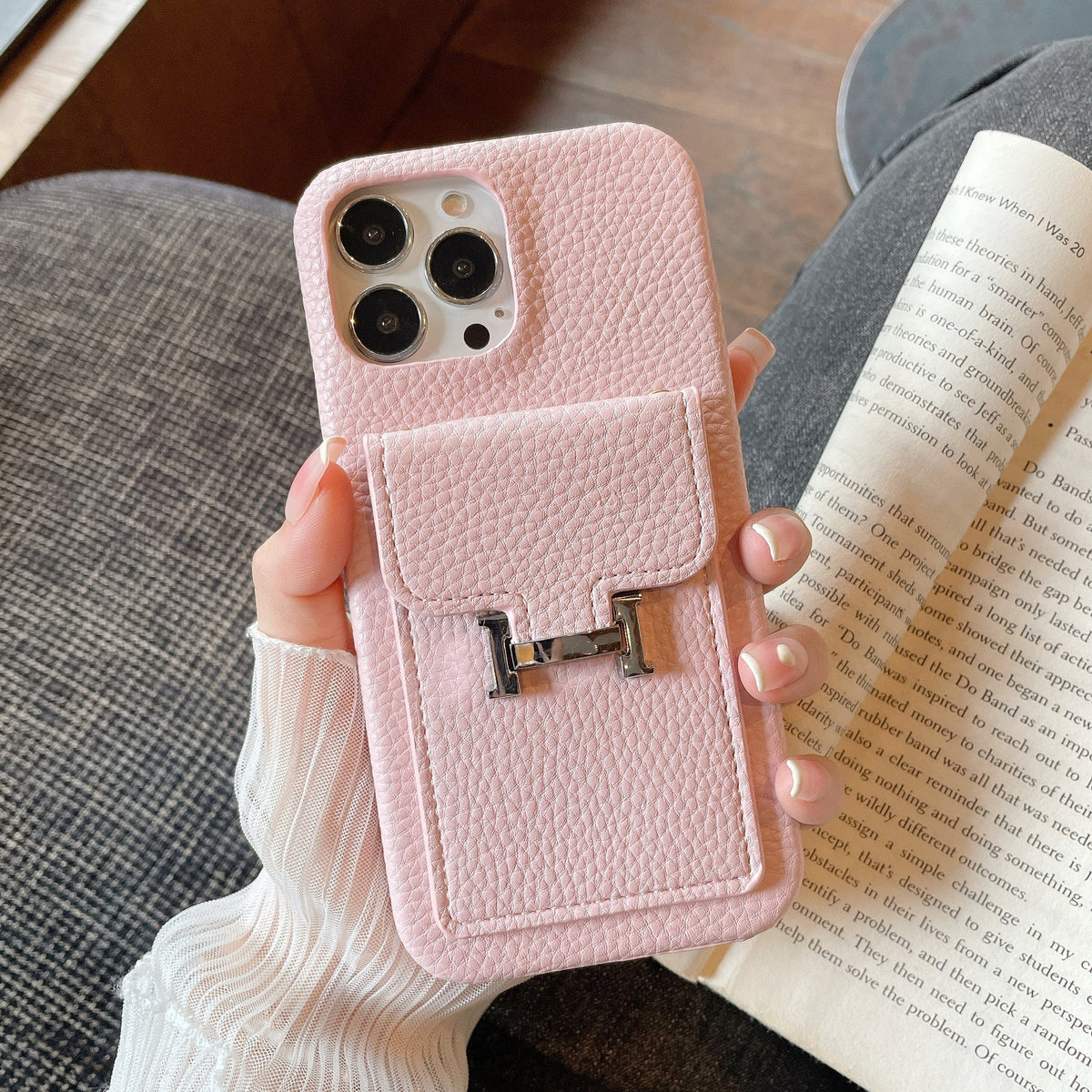 Capa de couro para iPhone com suporte para cartão H