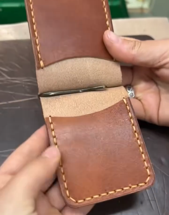 Vintage Handcrafted Full-Grain Leather Money Clip Wallet