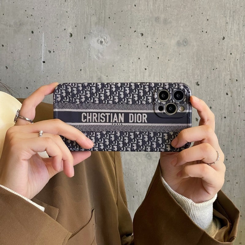 Módne klasické puzdro na iPhone