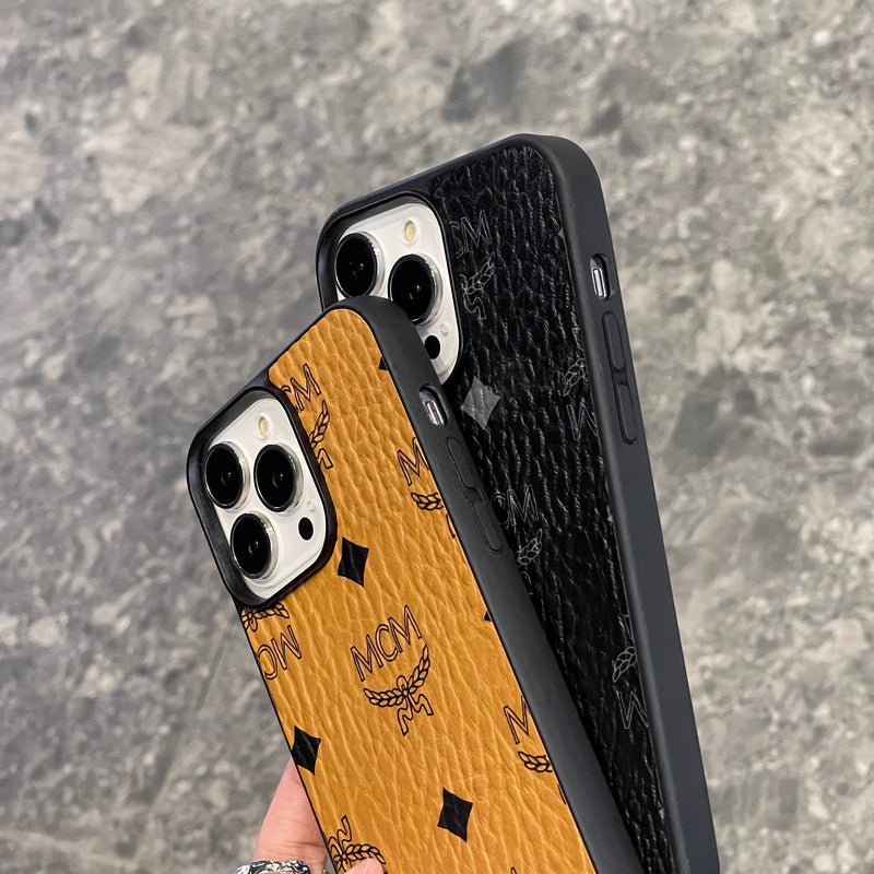 Coque iPhone MCM Jaune-MCK240603