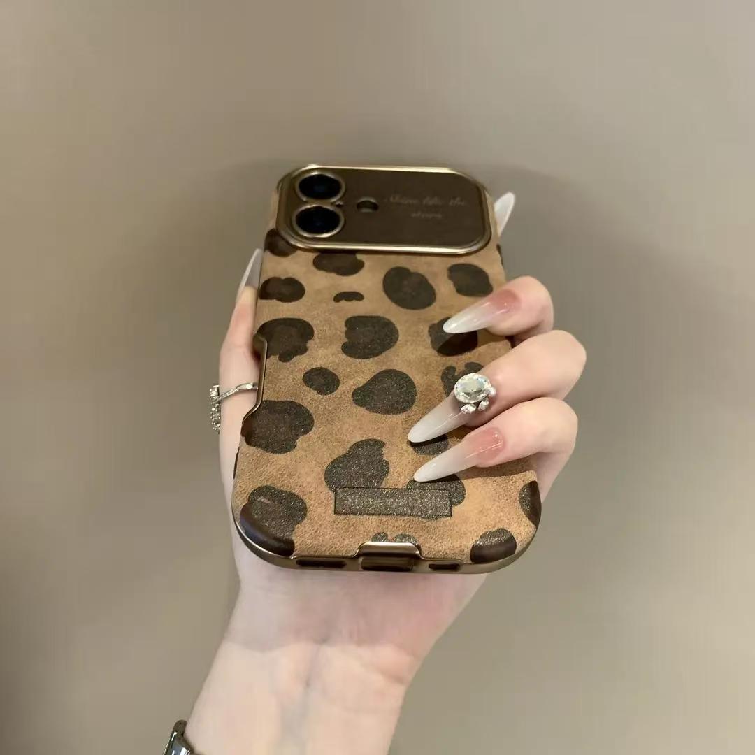 Vintage Leopard iPhone Case – Suede Leather Shockproof Luxury Cover