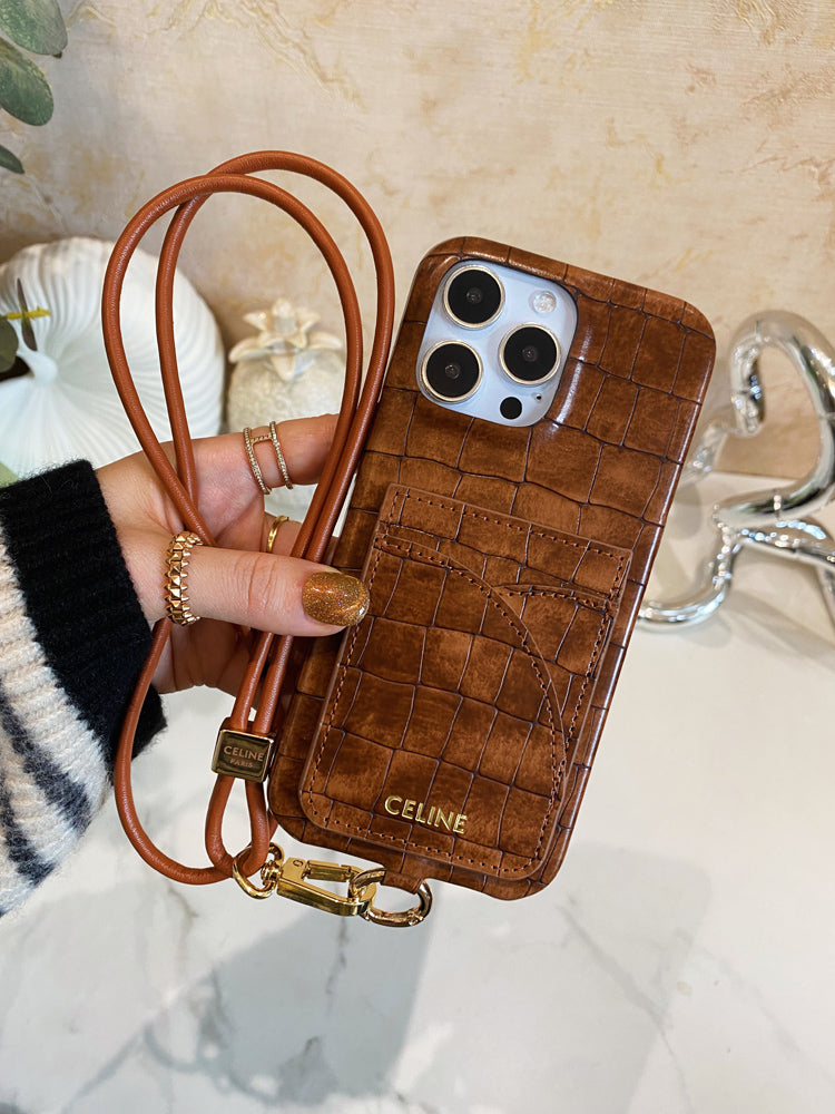 Celine iPhone-Hülle mit Alligatormuster, Kartenhalter und Riemen, Braun -EYP241415