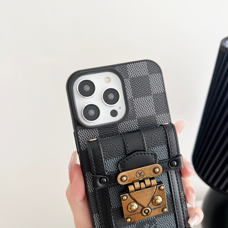 Πολυτελής Μαύρη & Λευκή θήκη για iPhone με αλυσίδα χιαστί