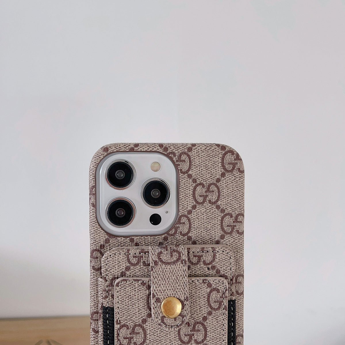 プレミアムカードホルダーiPhoneケース