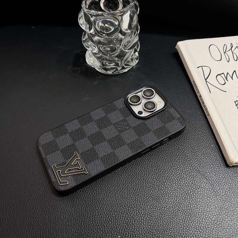 Luxusní kožené pouzdro na iPhone s černým logem