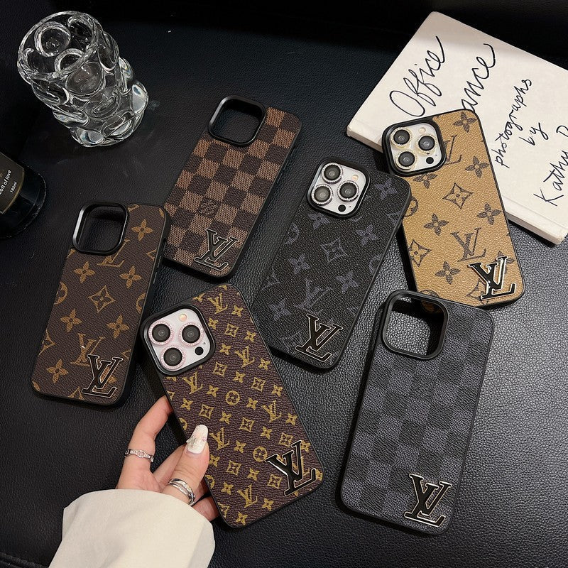 Luxusní kožené pouzdro na iPhone s černým logem