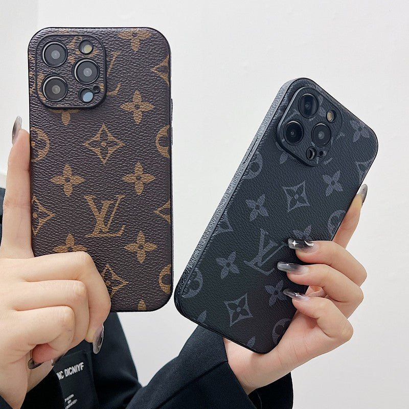 Luxuriöse iPhone-Hülle aus Leder in klassischer Farbe