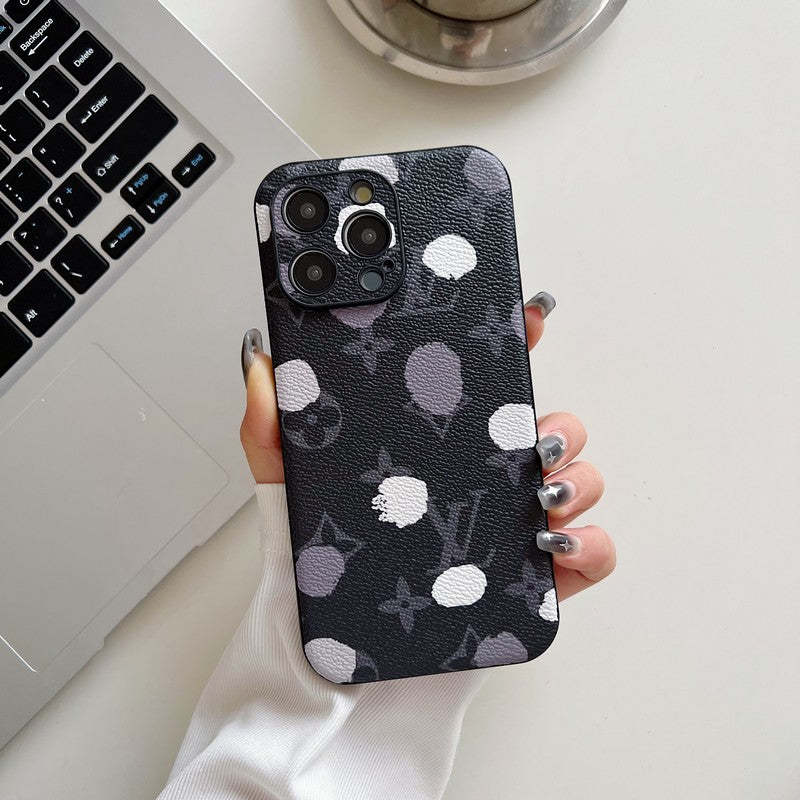 Luxuriöse iPhone-Hülle aus Leder in klassischer Farbe