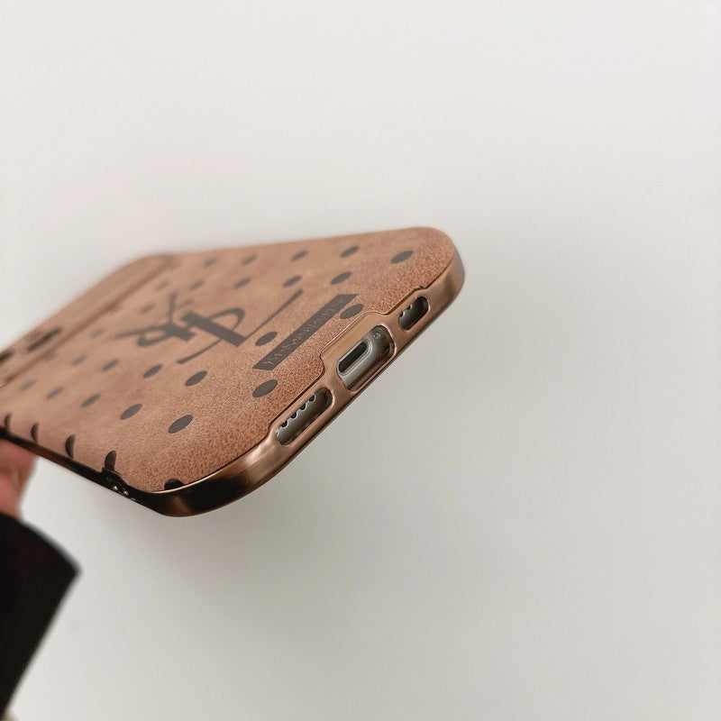 Étui pour iPhone en cuir marron Saint