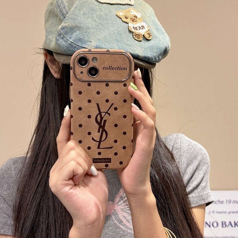 Étui pour iPhone en cuir marron Saint