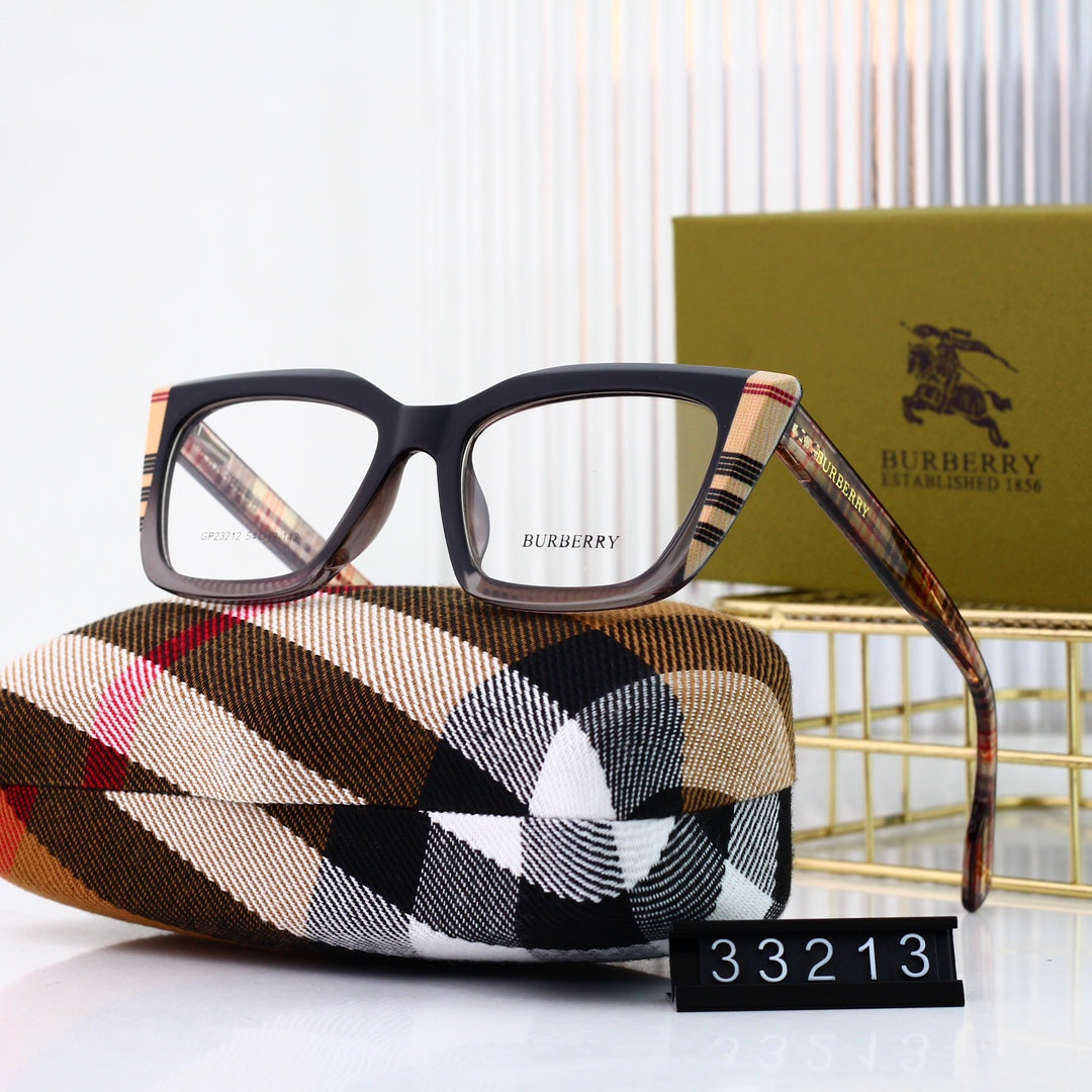 Gafas clásicas vintage a cuadros