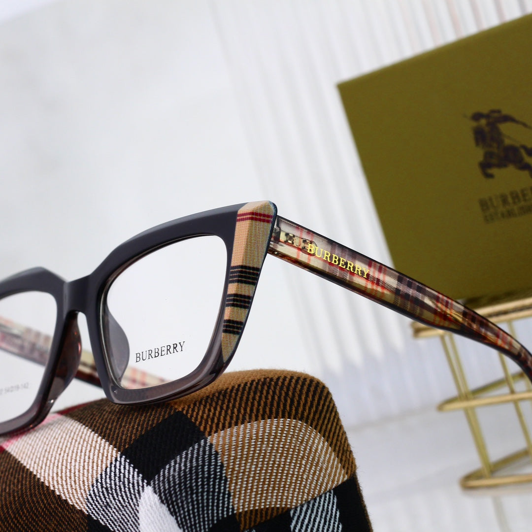 Gafas clásicas vintage a cuadros