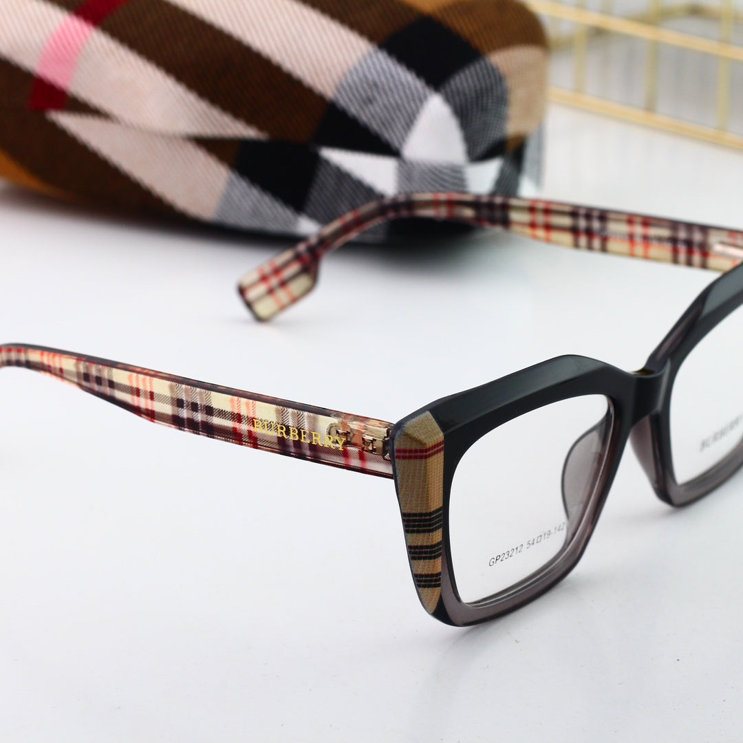Gafas clásicas vintage a cuadros