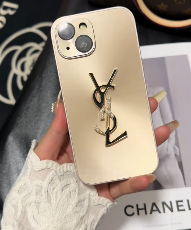 حافظة iPhone أنيقة بشعار Letter Shine x Mono